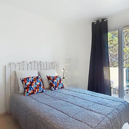 Les Grenadines-2 By Interhome Les Issambres